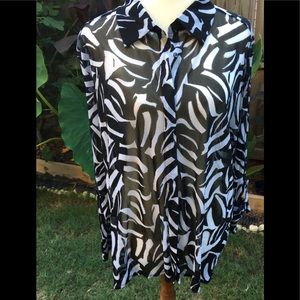 Alfani Woman’s plus size 2x Modern Wave blouse